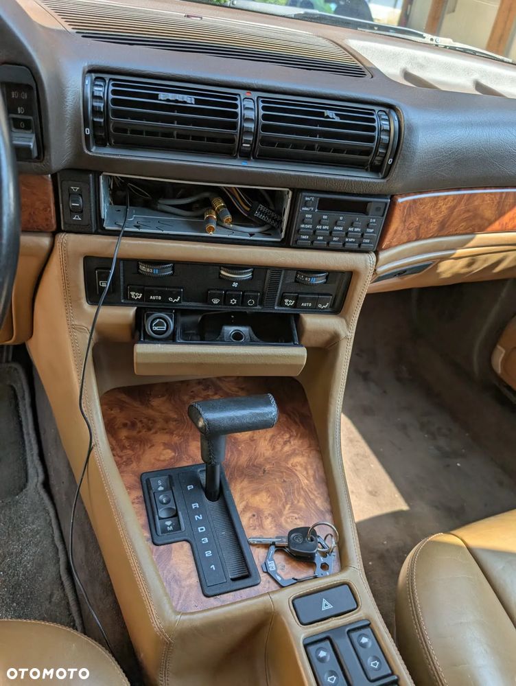 BMW Seria 7 750iL - 35