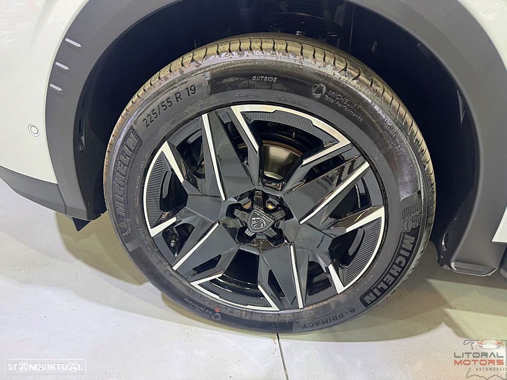 Peugeot 5008 1.2 Hybrid Allure e-DCS6 - 13