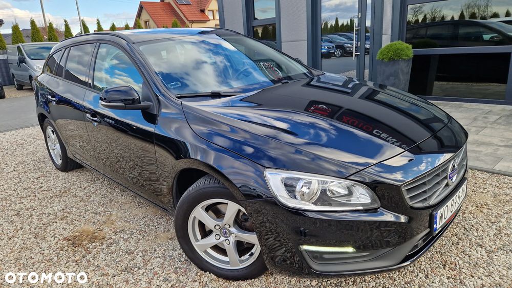 Volvo V60 D2 Kinetic - 1
