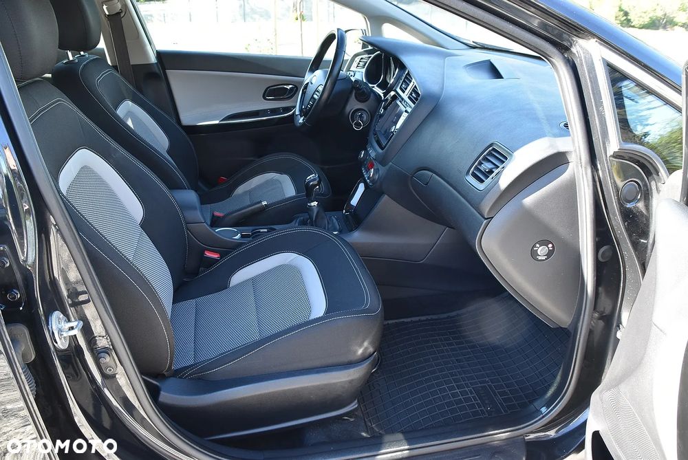 Kia Ceed - 39