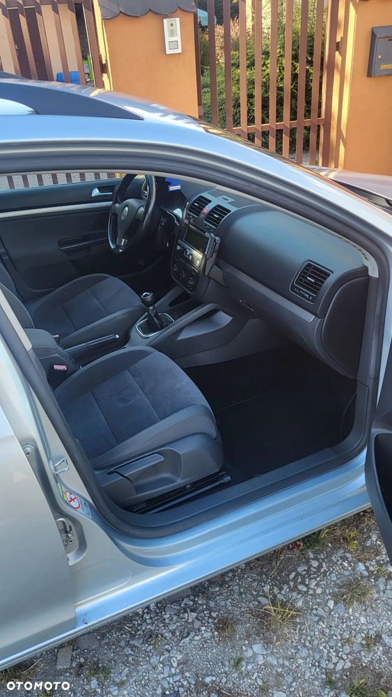 Volkswagen Golf 1.9 TDI DPF Sportline - 7