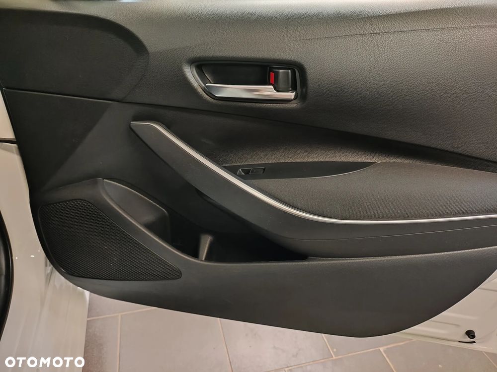 Toyota Corolla 1.6 Comfort - 25