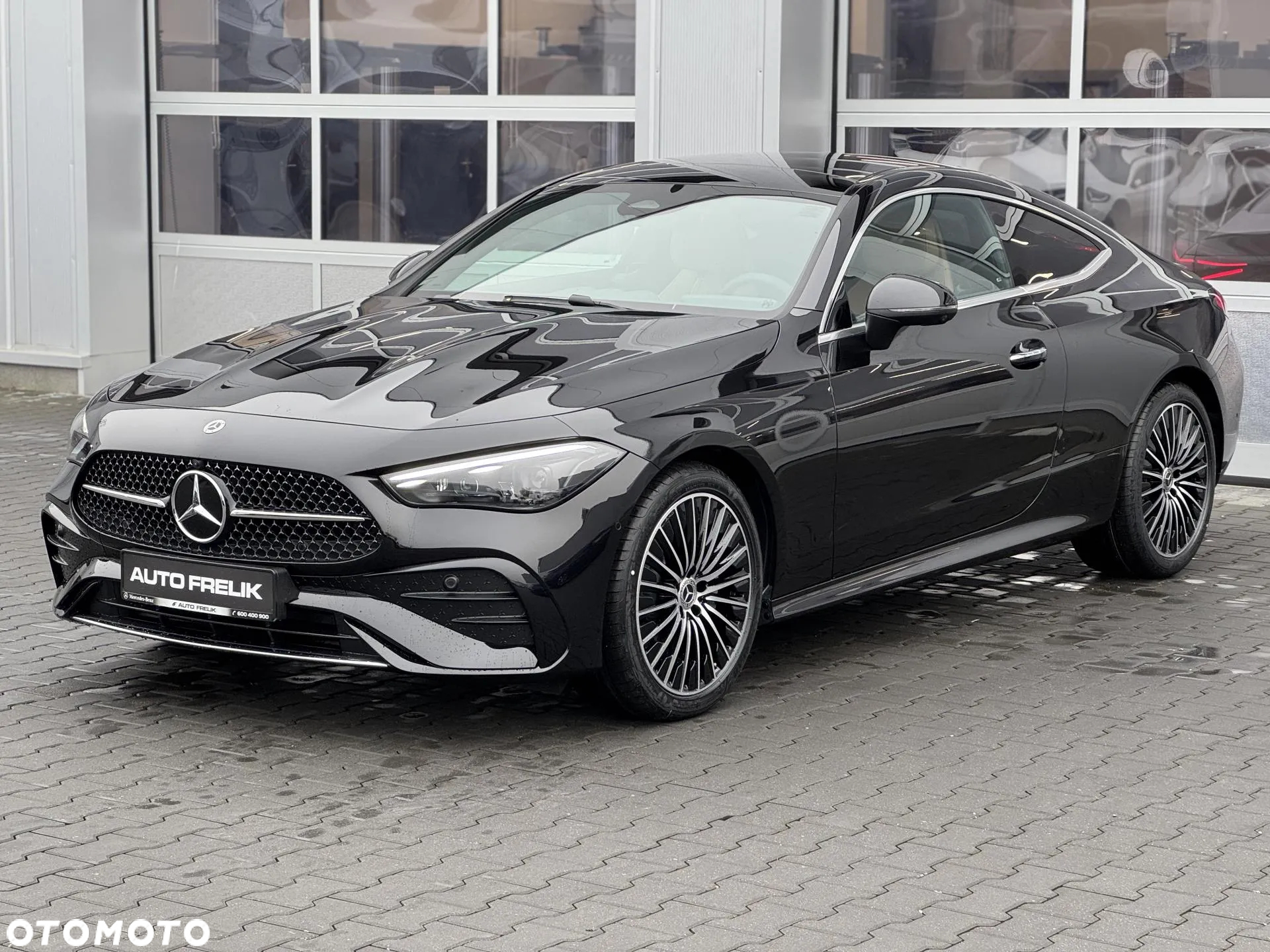 Mercedes-Benz CLE 300 4Matic Coupe 9G-TRONIC - 4