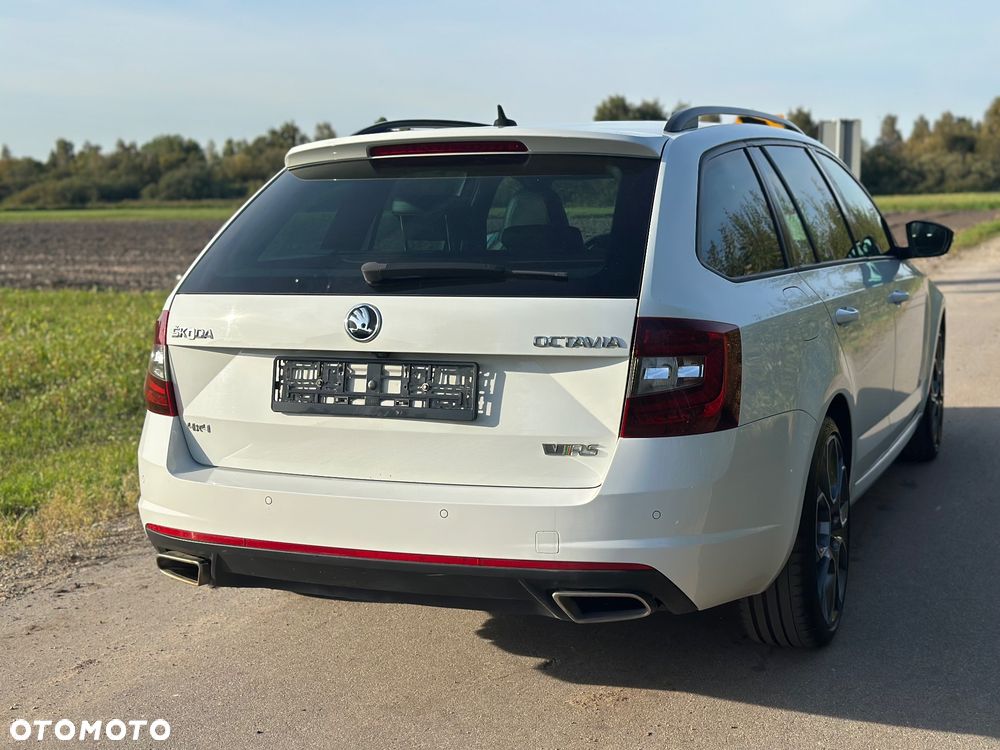 Skoda Octavia 2.0 TDI 4x4 RS Challenge DSG - 9