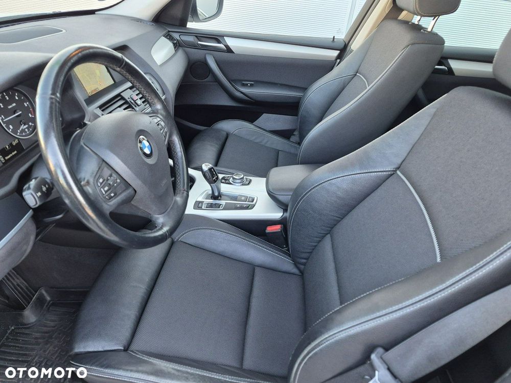 BMW X3 xDrive20d - 17