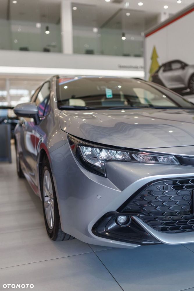 Toyota Corolla 1.8 Hybrid Comfort - 10
