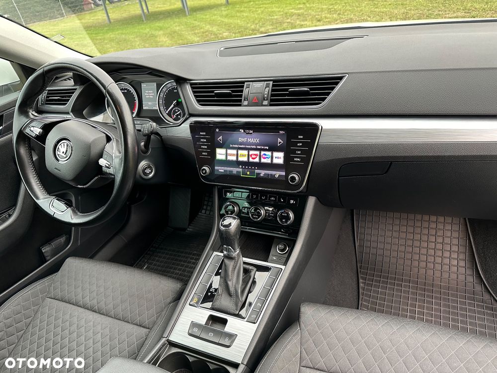 Skoda Superb 2.0 TDI SCR Ambition DSG - 12