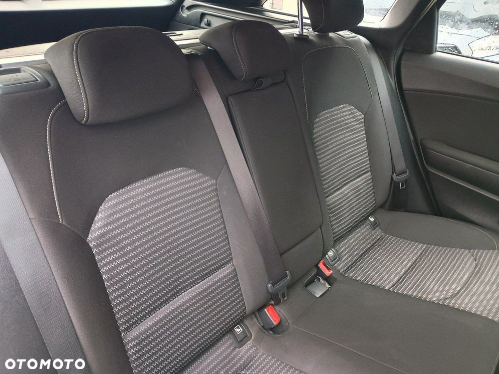 Kia Ceed 1.5 T-GDI M - 19