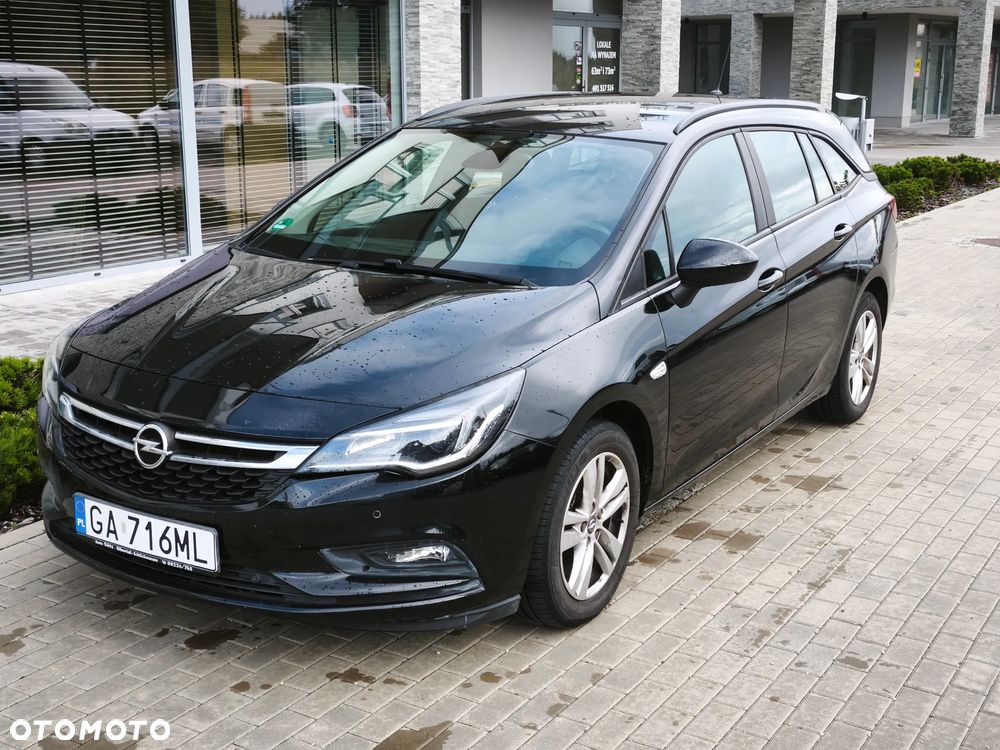 Opel Astra - 1