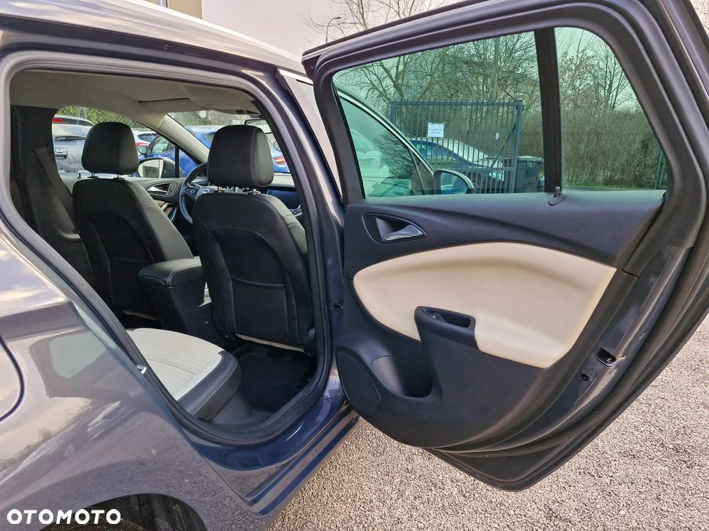 Opel Astra V 1.4 T Elite S&S - 16