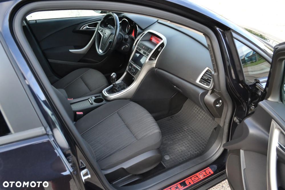 Opel Astra 1.4 Turbo - 28