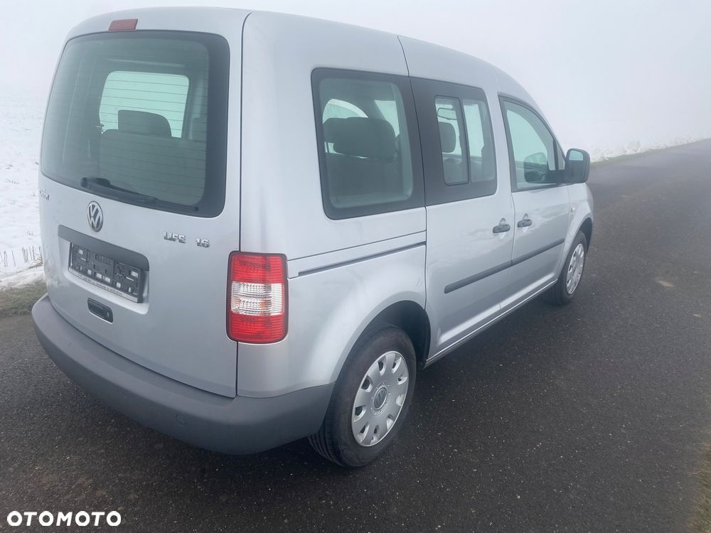 Volkswagen Caddy 1.6 Life (7-Si.) - 3