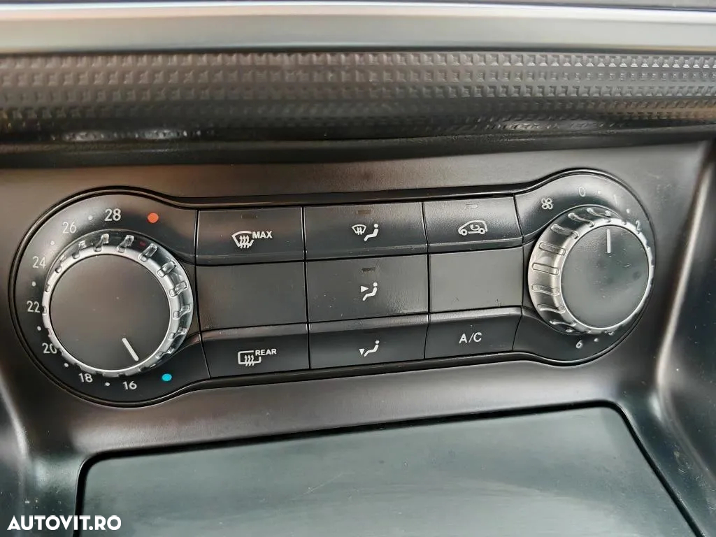 Mercedes-Benz A 180 CDI 7G DCT - 19