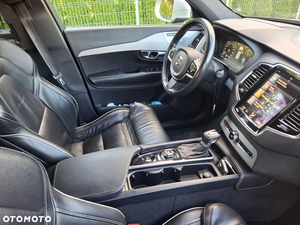 Volvo XC 90 D5 SCR AWD R-Design 7os - 4