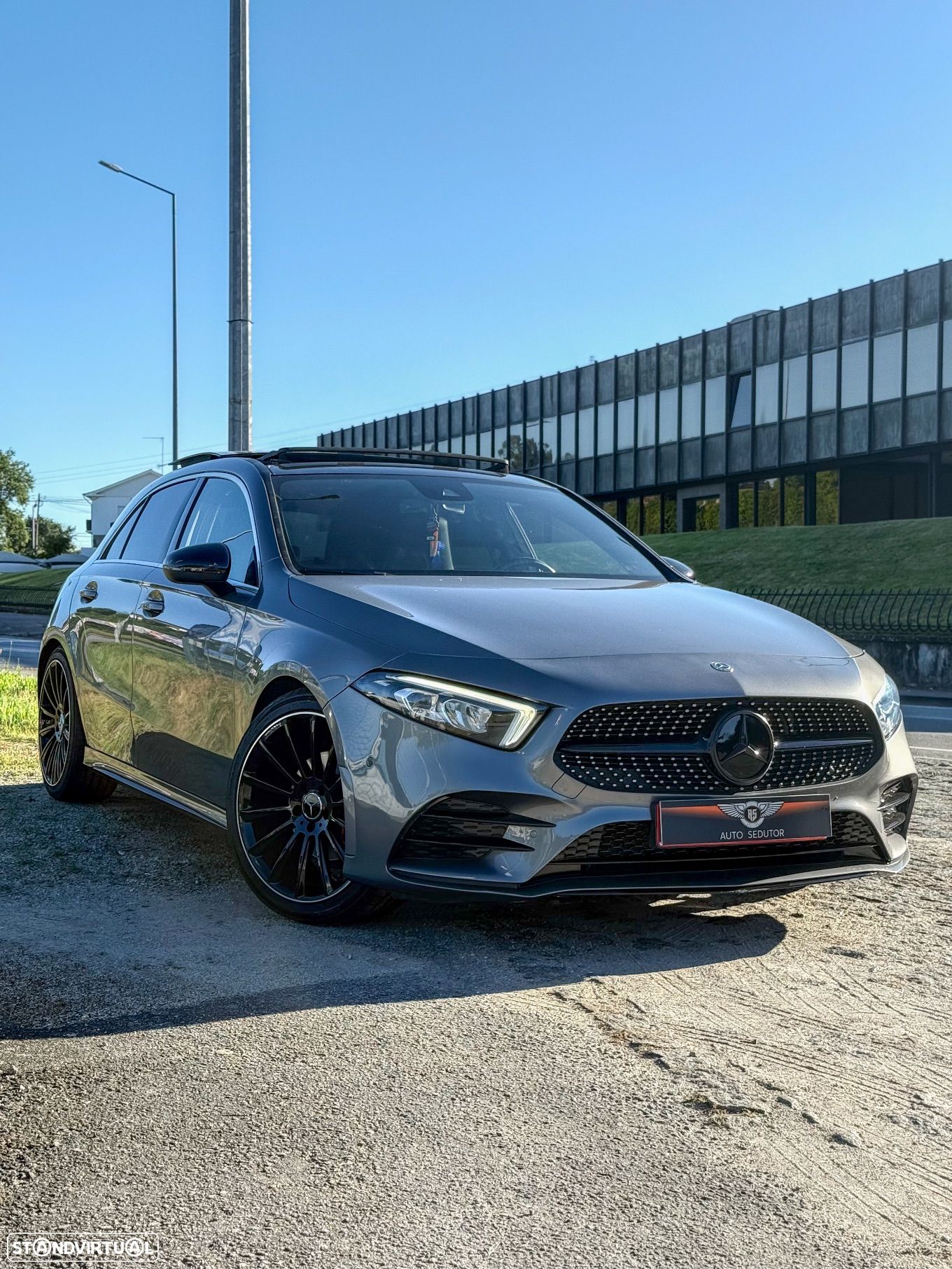 Mercedes-Benz A 180 d 7G-DCT AMG Line - 1