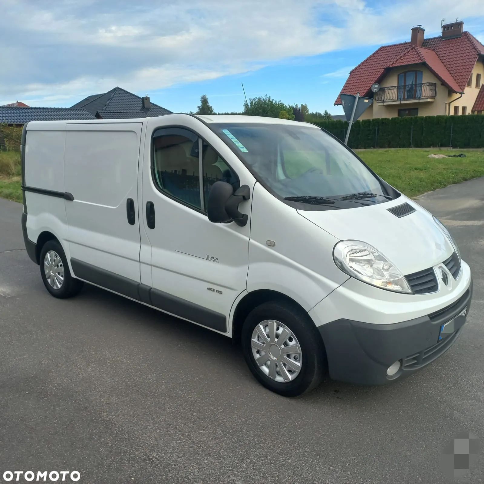 Renault TRAFIC - 1