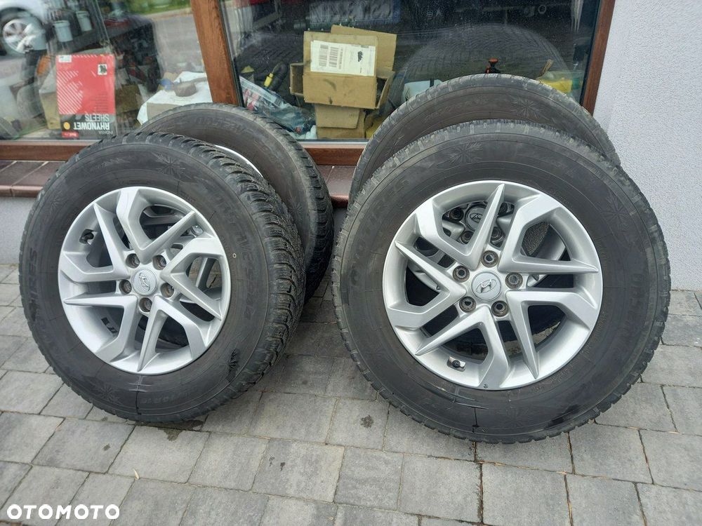 Hyundai Tucson blue 1.7 CRDi 2WD Trend - 40