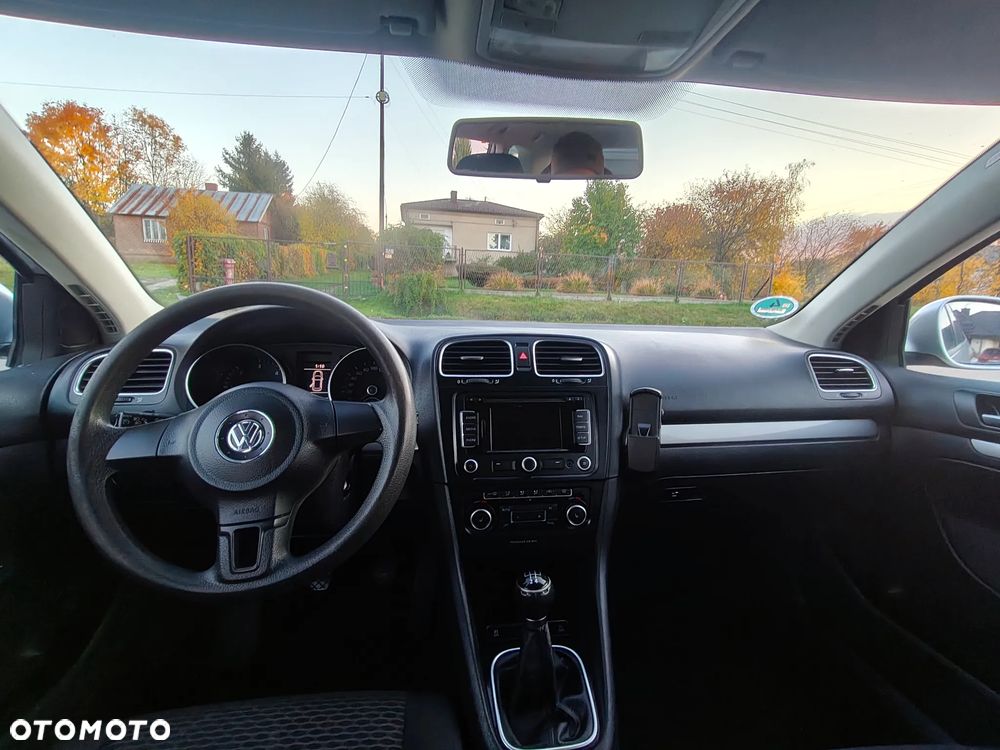 Volkswagen Golf - 9