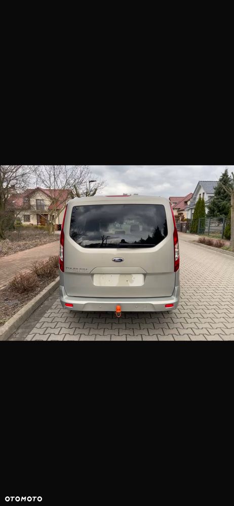 Ford Tourneo Connect Grand - 10