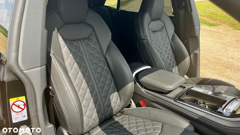 Audi SQ8 TFSI Quattro Tiptronic - 10