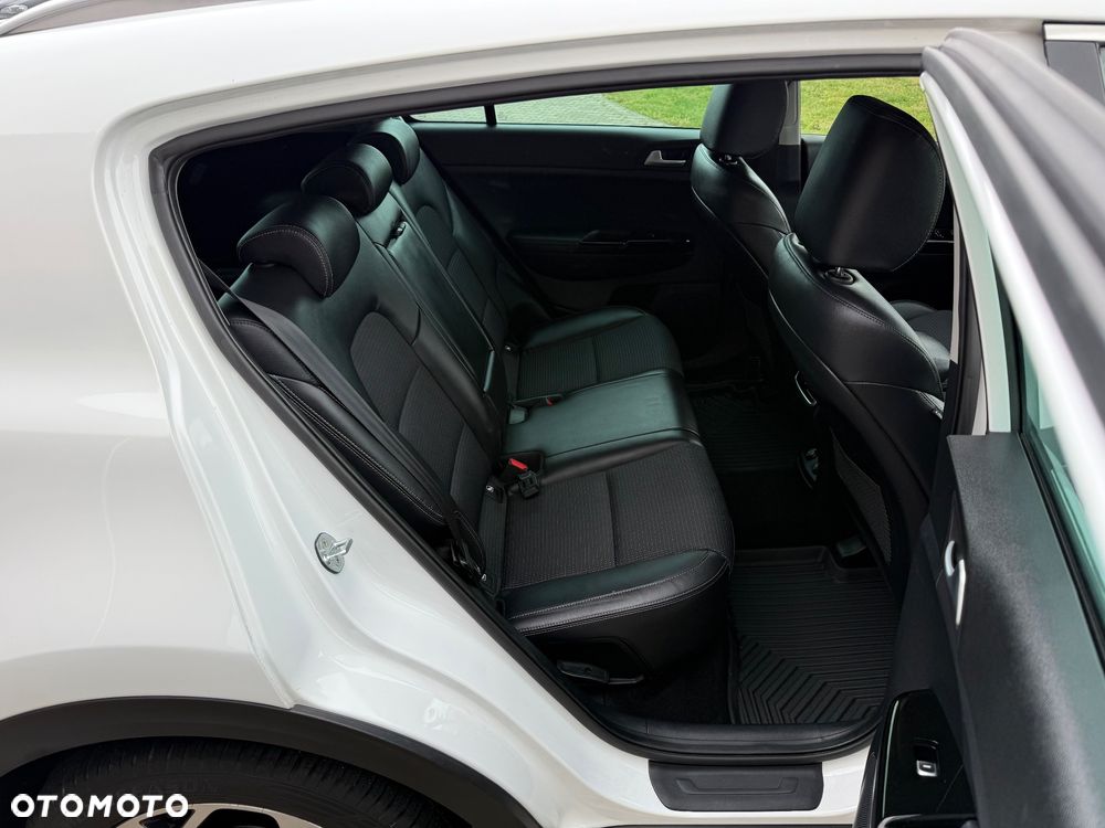 Kia Sportage 1.6 CRDI L Business Line Plus 2WD - 23