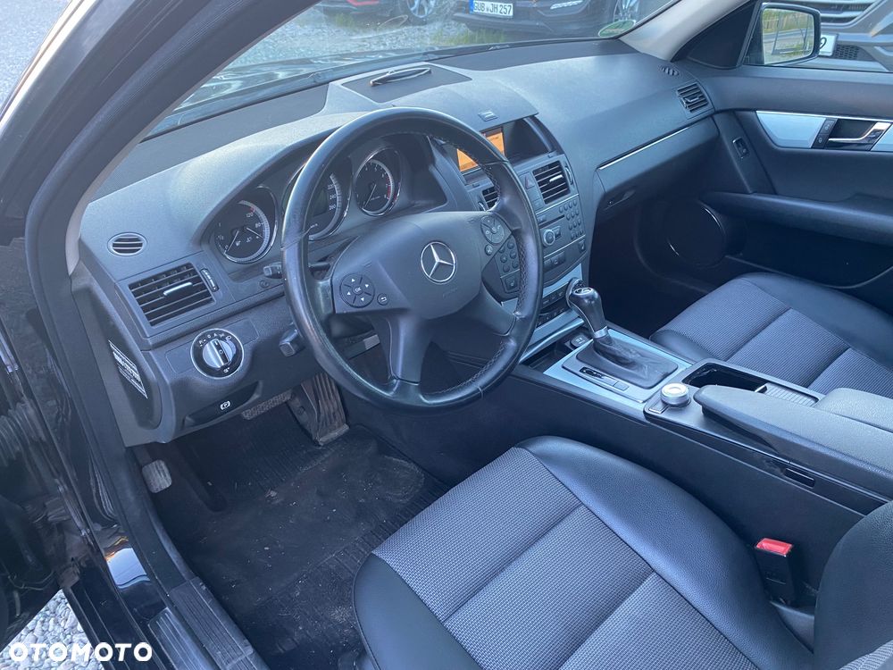 Mercedes-Benz Klasa C - 21