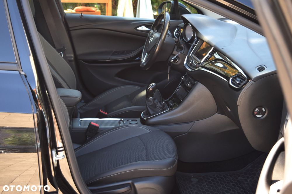Opel Astra 1.2 T Elegance S&S - 23