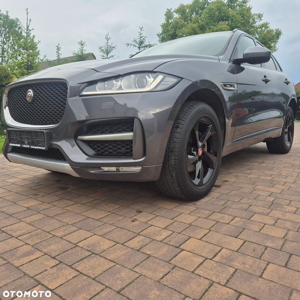 Jaguar F-Pace 20d AWD R-Sport - 23