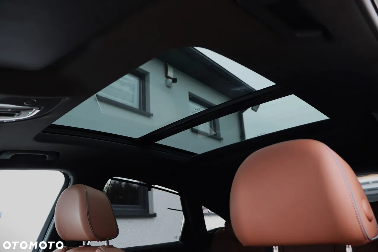 Audi Q5 Sportback - 30