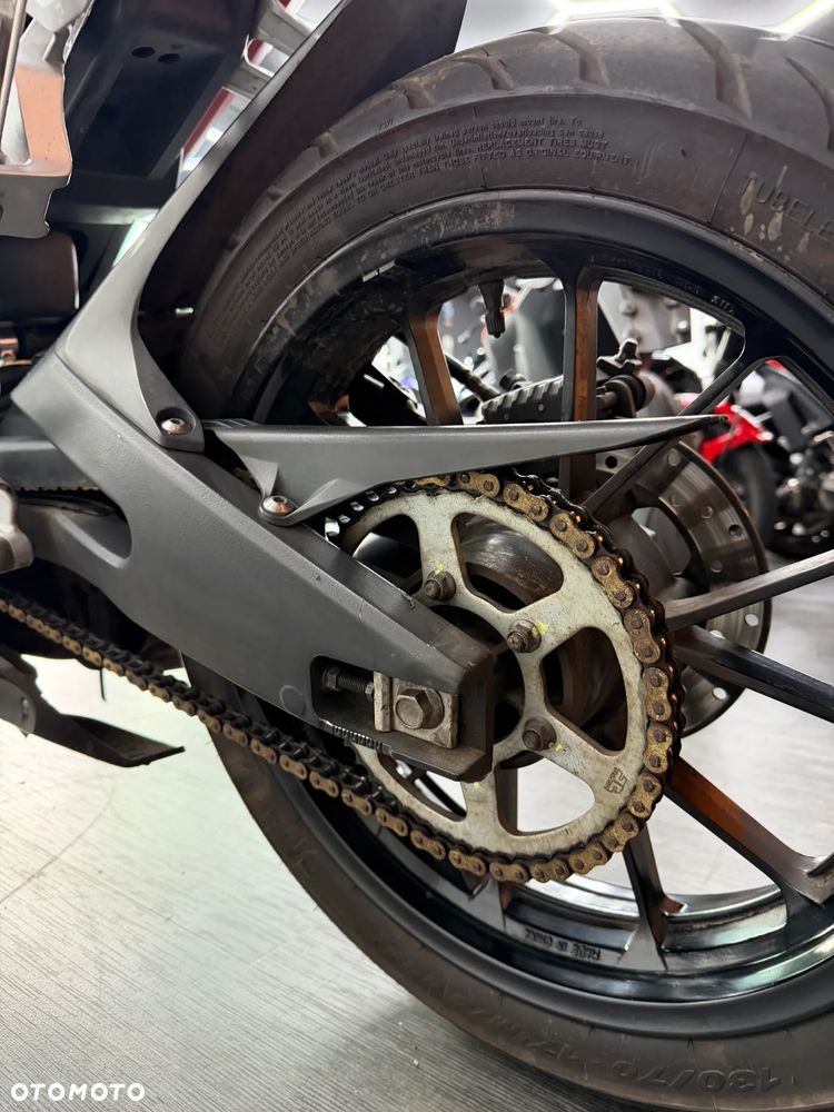 Yamaha R125 - 17