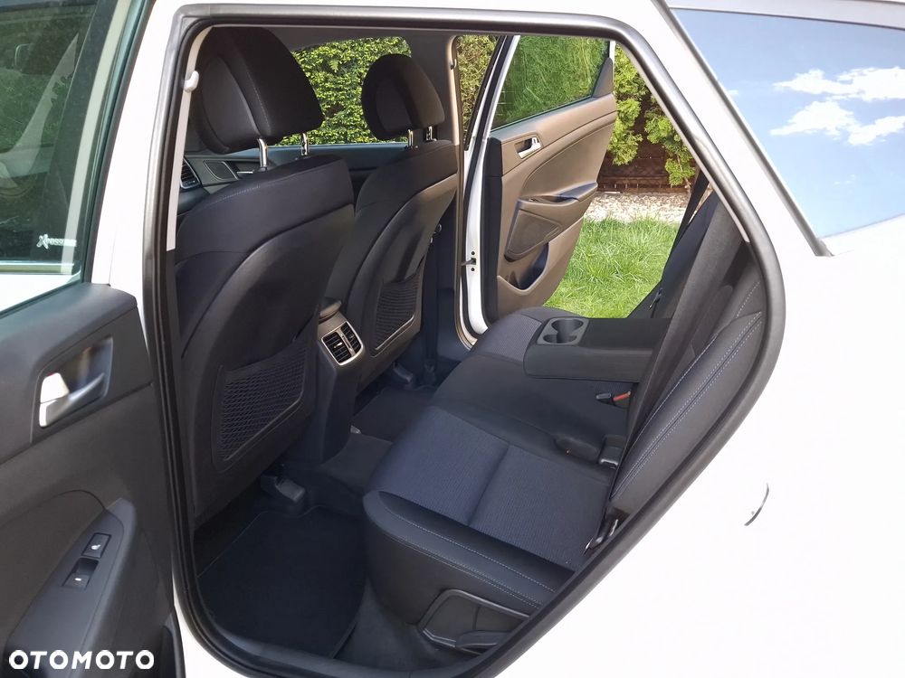 Hyundai Tucson blue 1.7 CRDi 2WD Advantage - 14