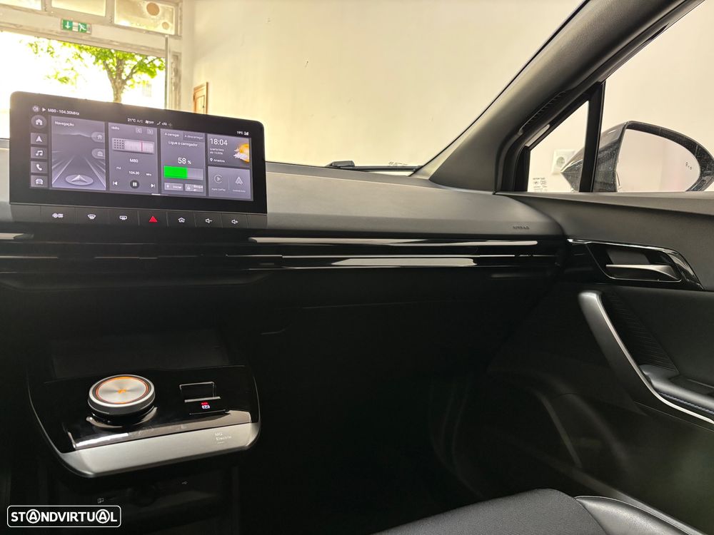 MG MG4 4 Luxury 64 kWh - 8