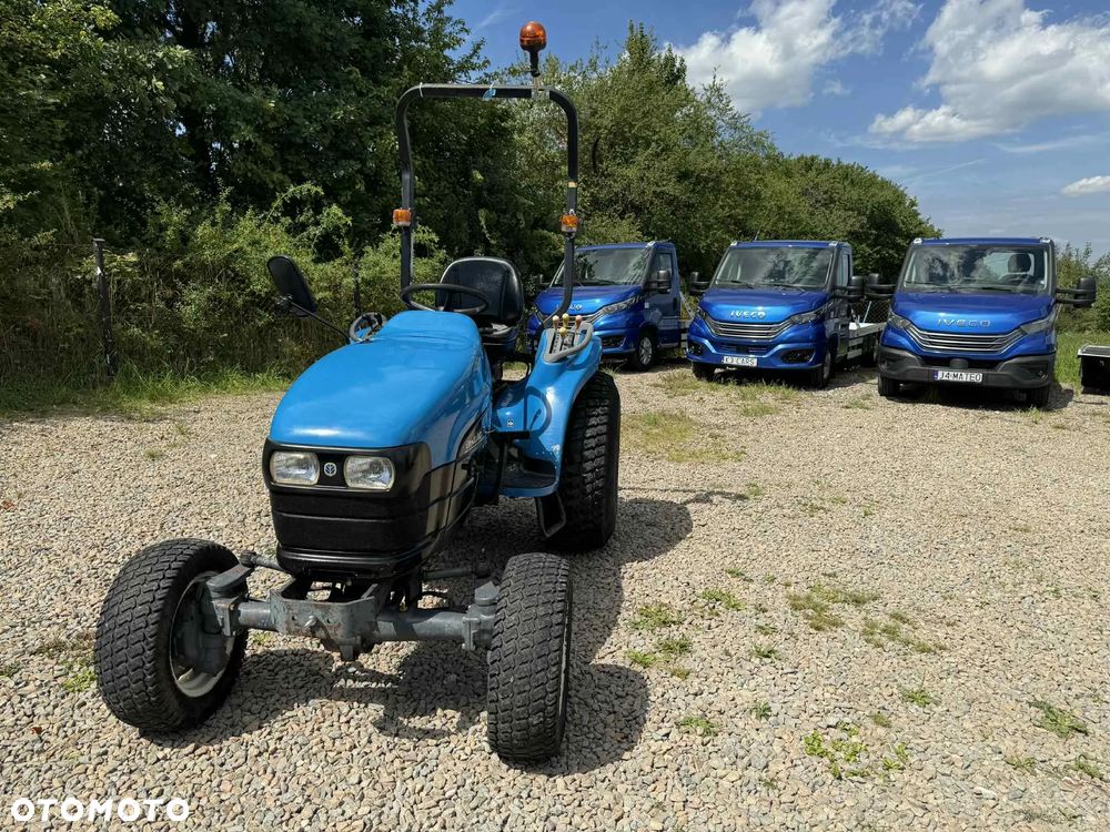New Holland TC - 13