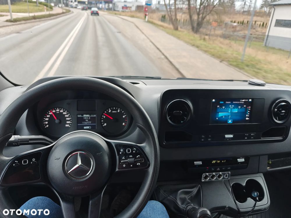 Mercedes-Benz SPRINTER - 7