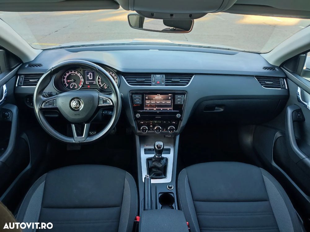 Skoda Octavia - 5