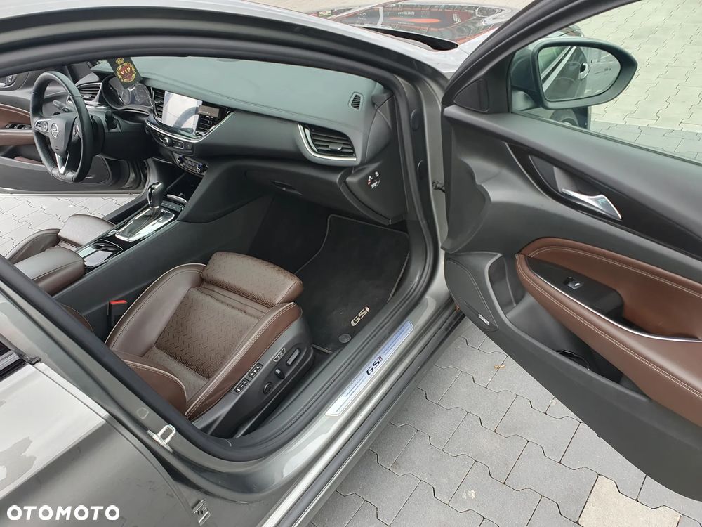 Opel Insignia Sports Tourer 2.0 BiTurbo Diesel 4x4 GSI - 26