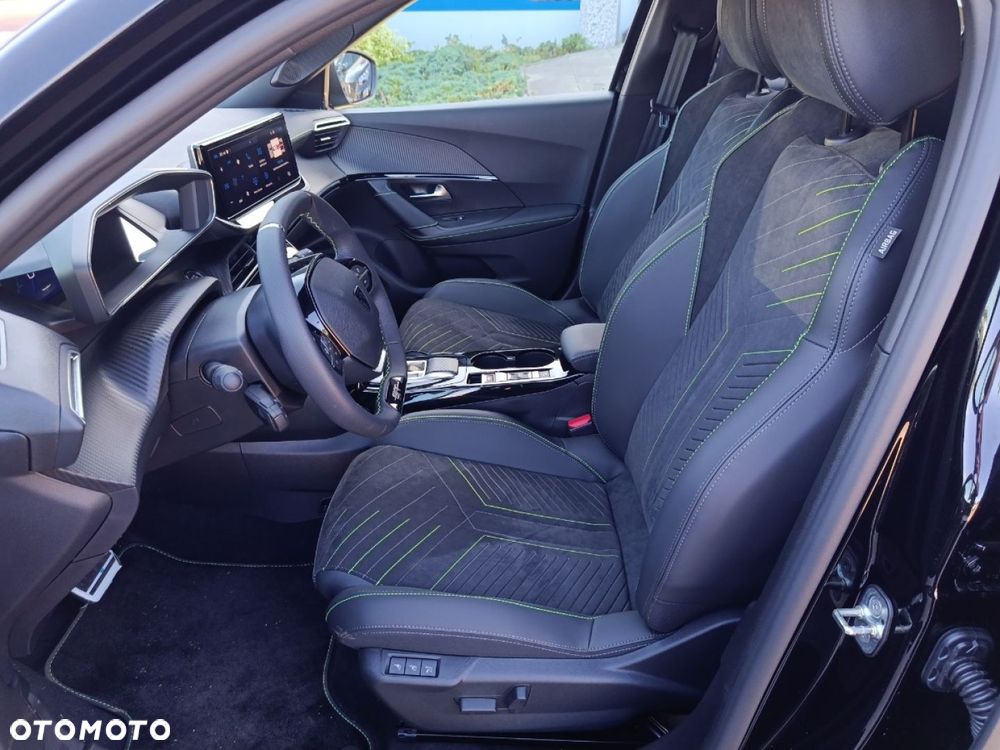 Peugeot 2008 - 13
