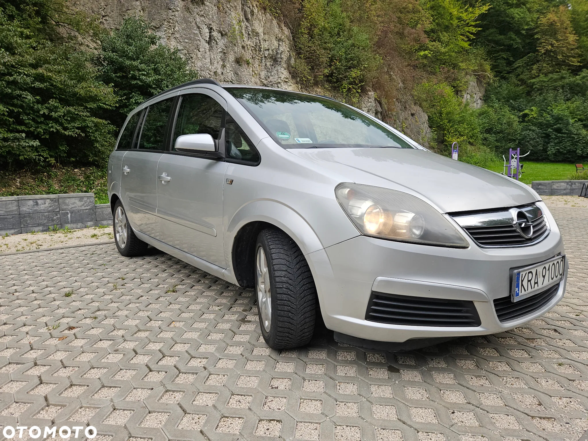 Opel Zafira 1.6 Enjoy - 16