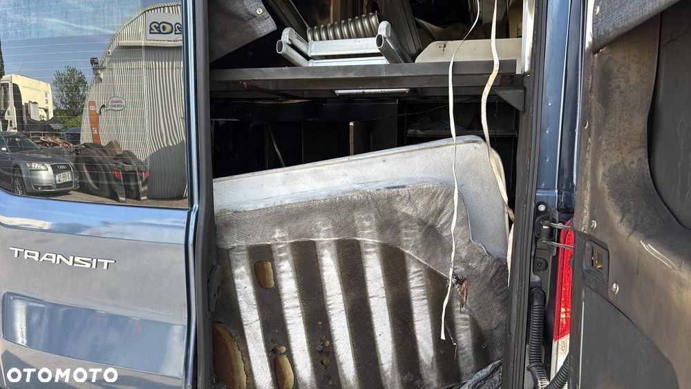 Ford Transit - 29