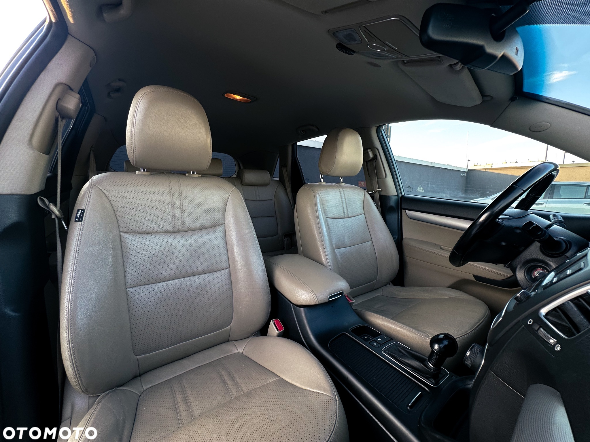 Kia Sorento 2.2 CRDI L - 25