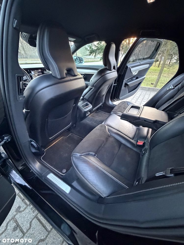 Volvo S90 D3 R-Design - 9