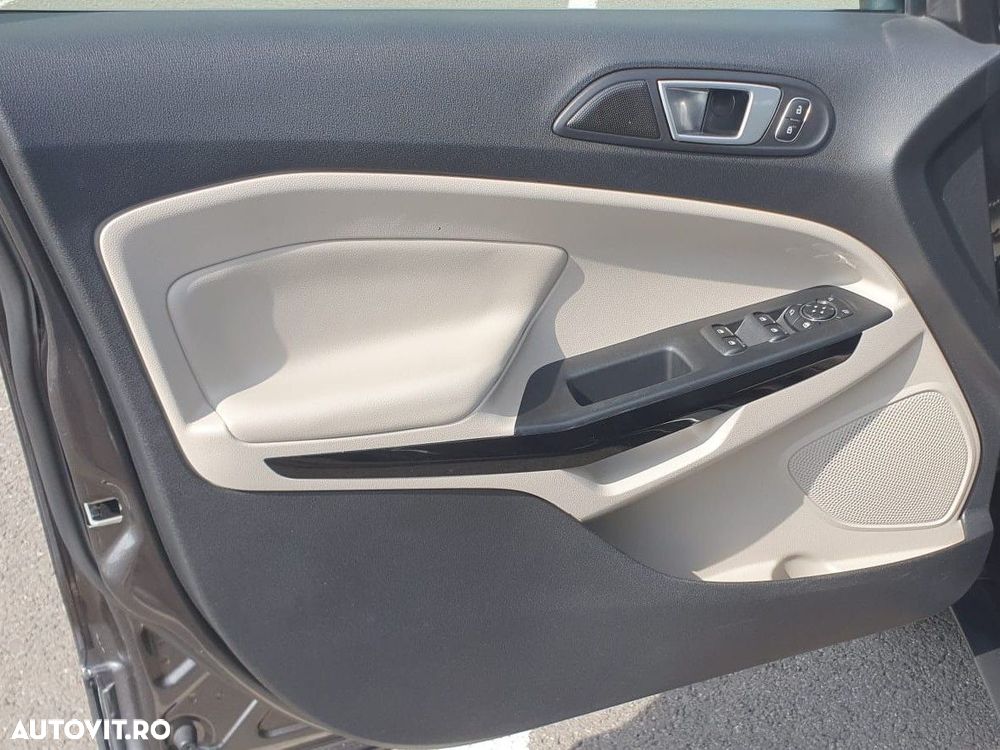 Ford EcoSport 1.0 EcoBoost Titanium - 10