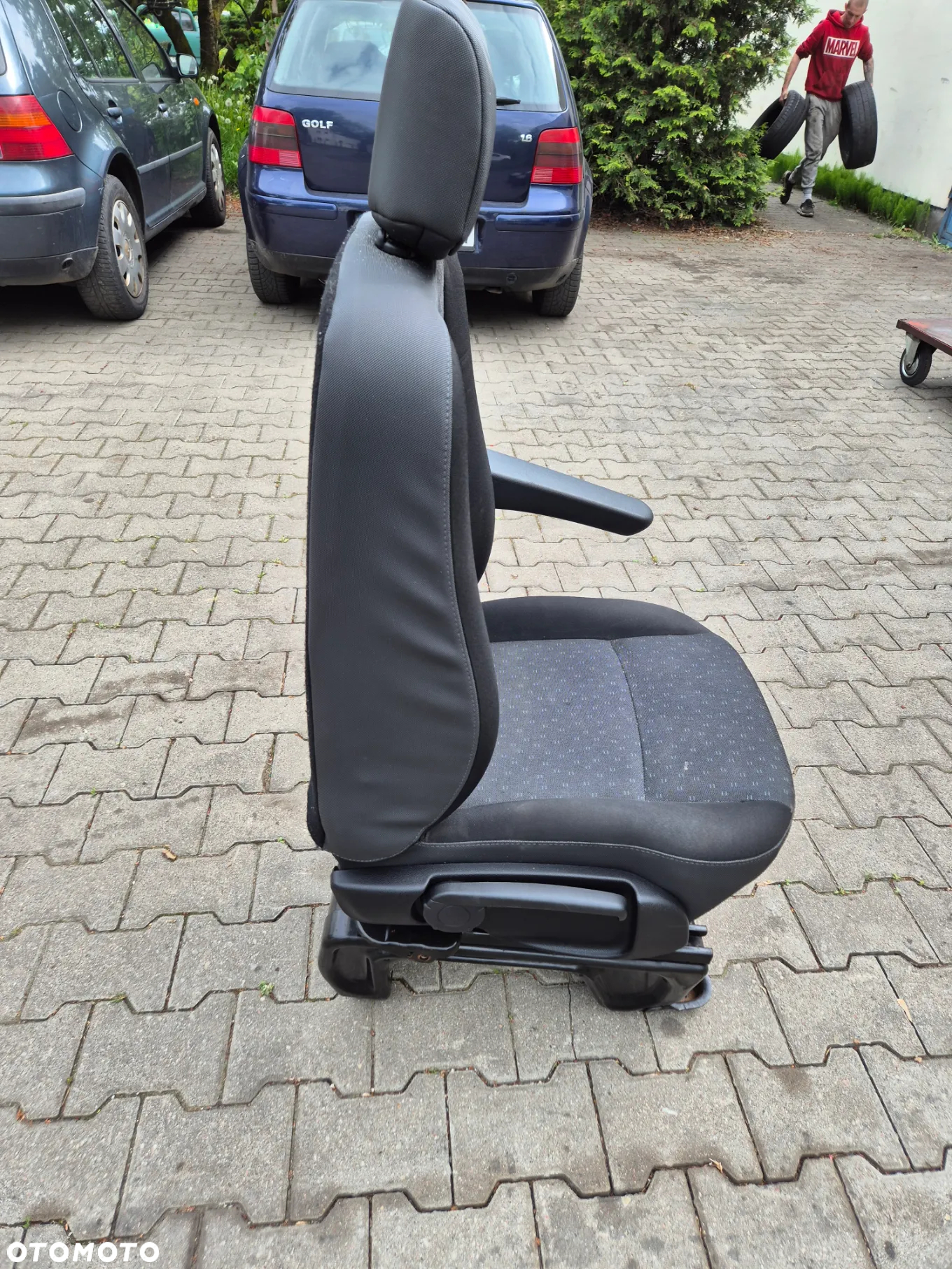 FOTEL PASAŻERA PRAWY EU MASTER III MOVANO B  NV400 2.3 10r.+ - 7