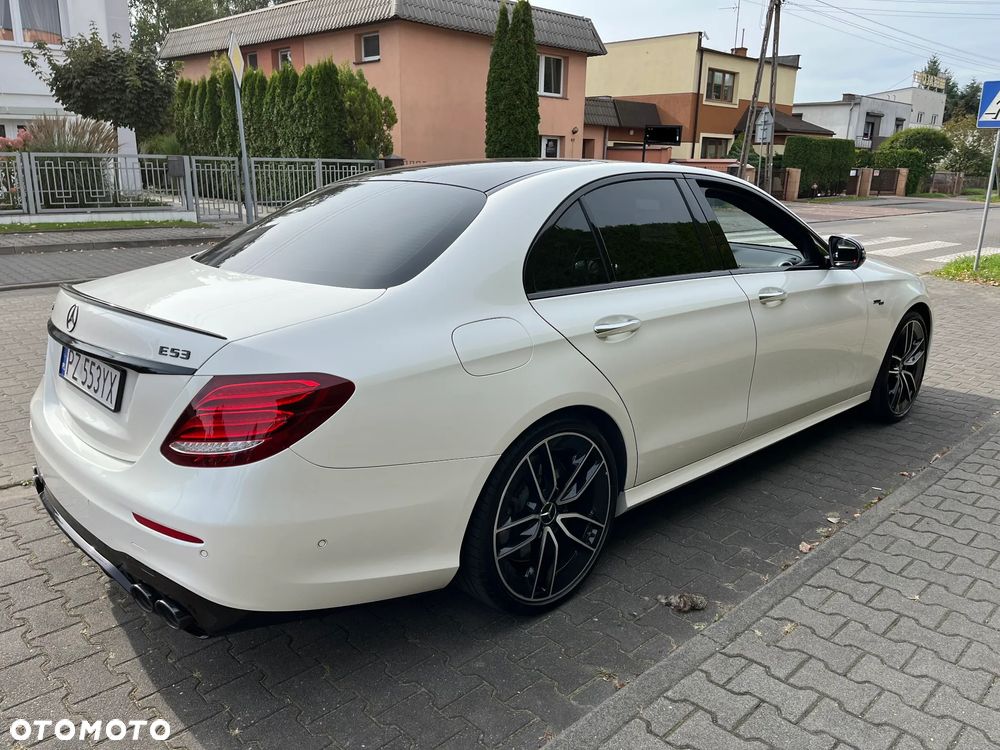 Mercedes-Benz Klasa E AMG 53 4-Matic+ - 4