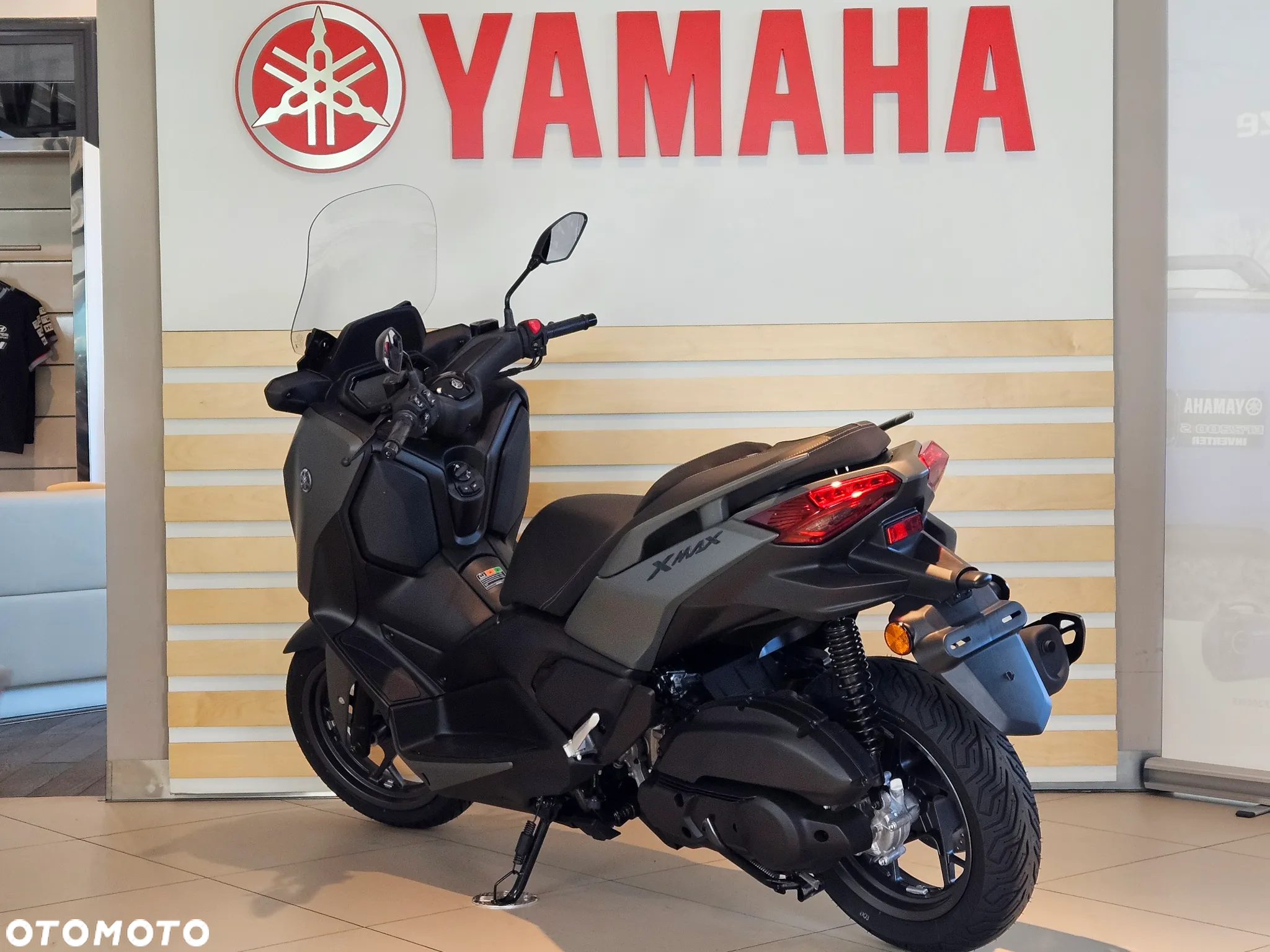 Yamaha X-max - 7
