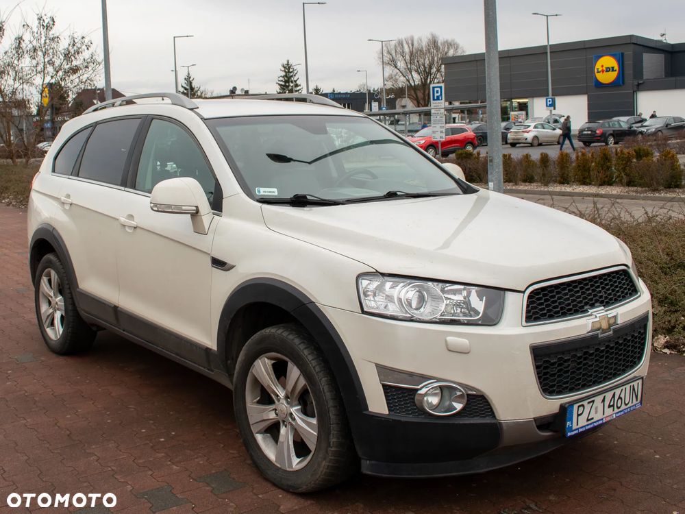 Chevrolet Captiva 2011 photo 2