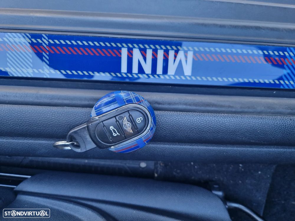 MINI 3 Portas Cooper D - 21