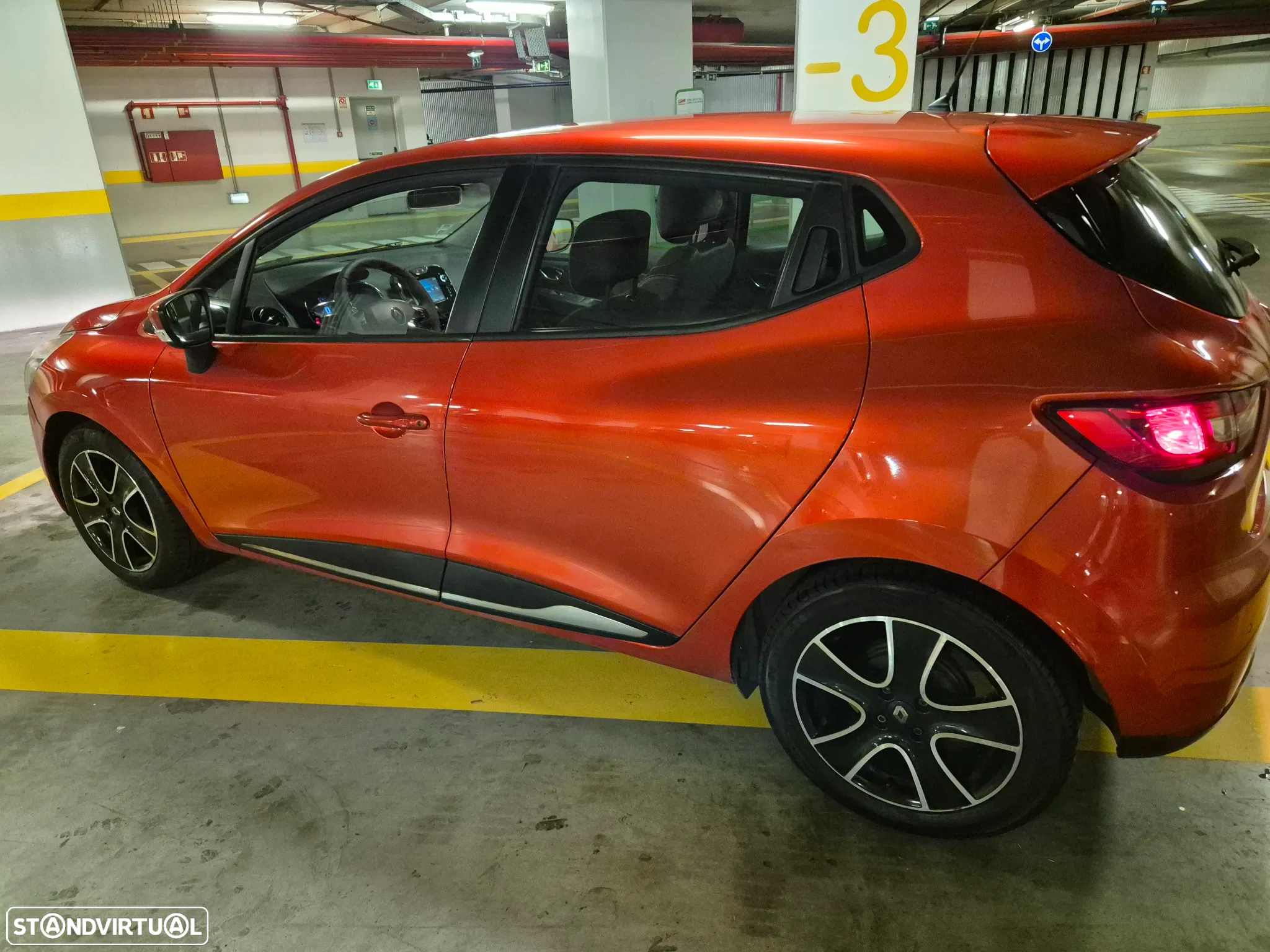 Renault Clio 0.9 TCE Dynamique S - 20