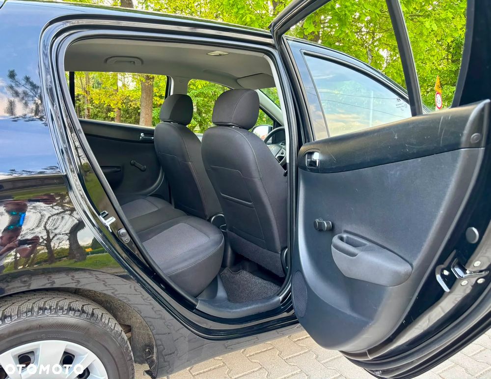 Hyundai i20 1.25 Wersja Jubileuszowa - 33