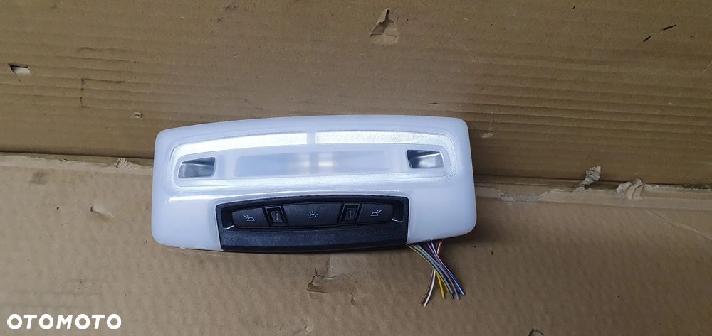 Lampka oświetlenie kabiny podsufitki BMW 3 F30 - 5